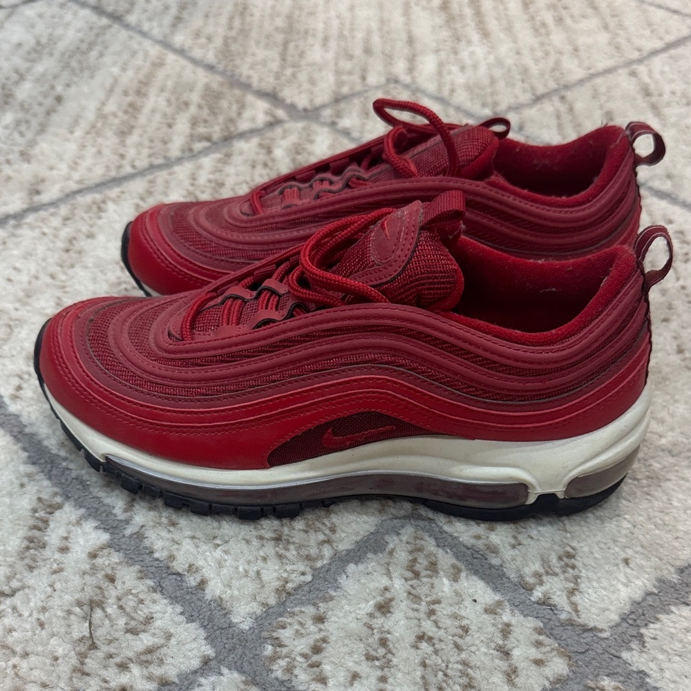 Nike Air Max 97 in Deep Red